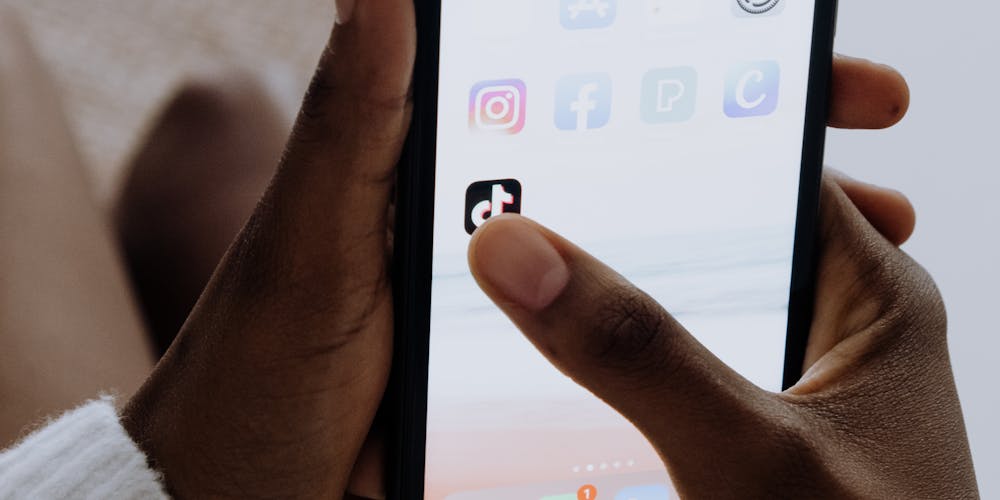 https://tklivepro.com/tiktok-live-streaming-system-and-management-panel/